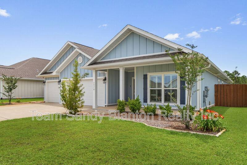 House for rent at 5978 Forest Bay Ave, Gulf Breeze, FL 32563