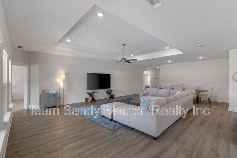 House for rent at 5978 Forest Bay Ave, Gulf Breeze, FL 32563