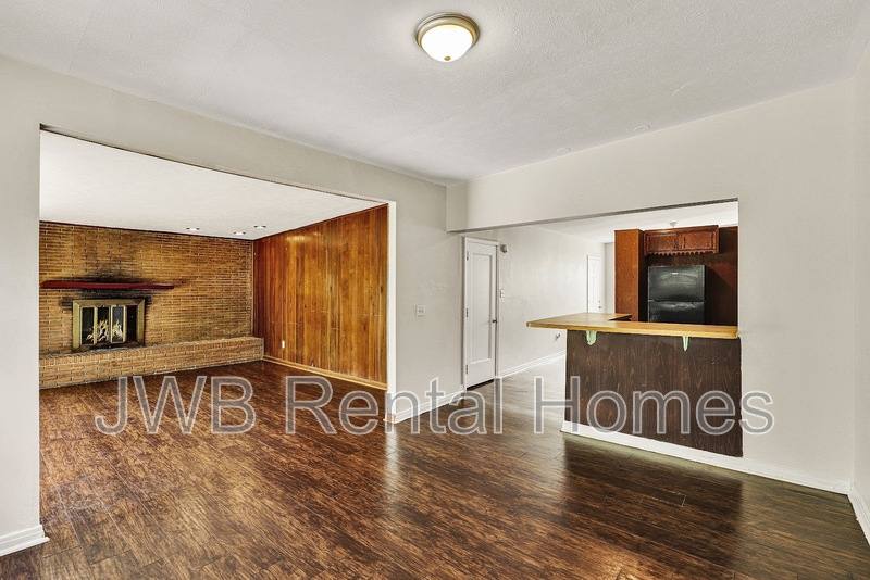 House for rent at 10524 Briarcliff Rd S, Jacksonville, FL 32218