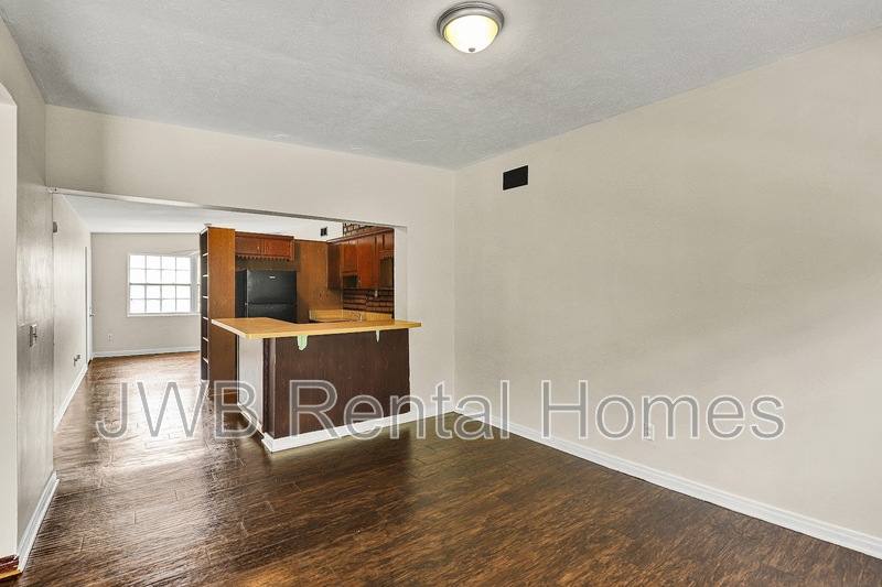 House for rent at 10524 Briarcliff Rd S, Jacksonville, FL 32218