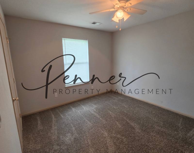 House for rent at 209 NW Woodbury Dr, Grain Valley, MO 64029