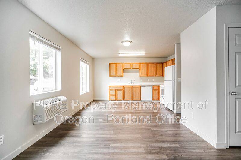 Apartment for rent at 141 NE 147th Ave #26, Portland, OR 97230