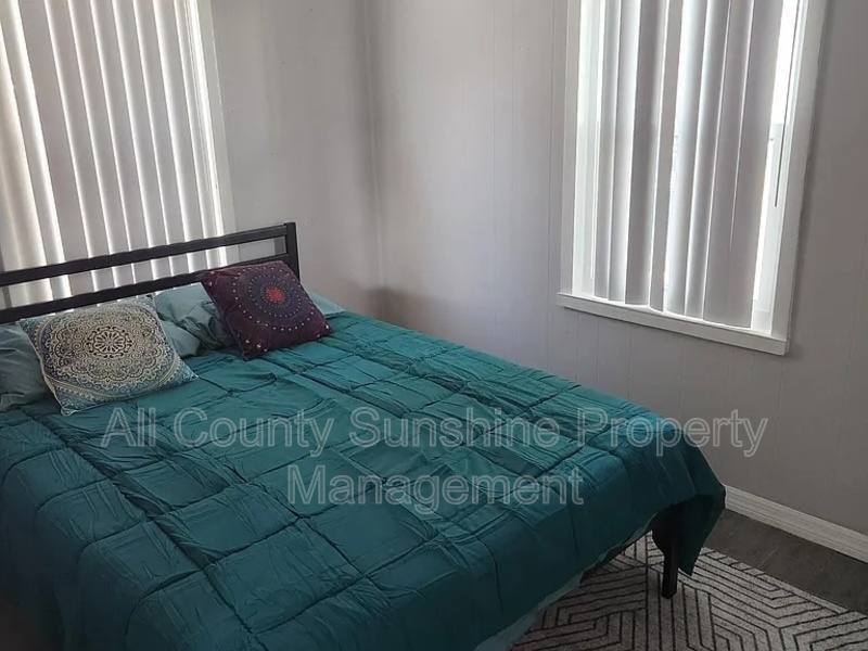 House for rent at 3312 17th St N, Saint Petersburg, FL 33713