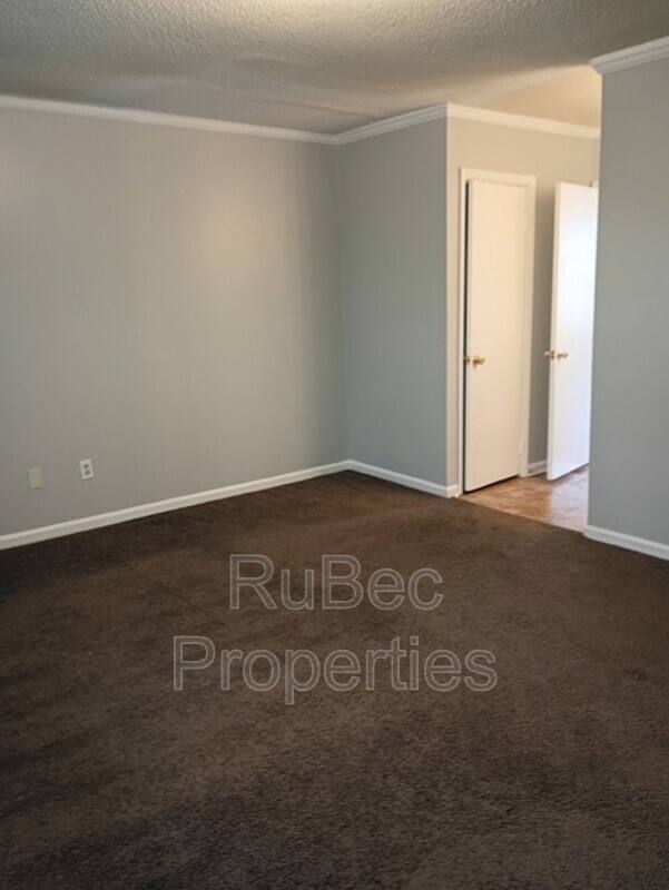 Townhouse for rent at 913 Nottingham Dr #33, Gastonia, NC 28054