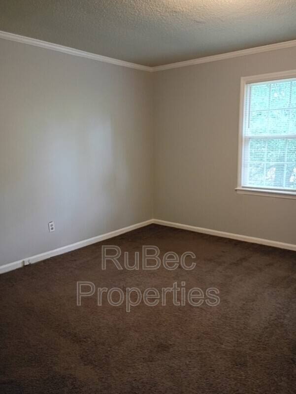 Townhouse for rent at 913 Nottingham Dr #33, Gastonia, NC 28054