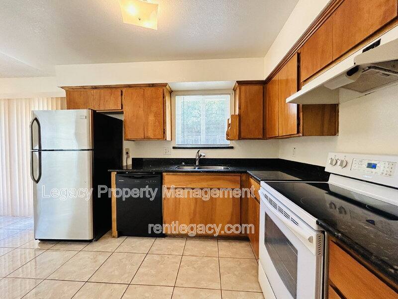 House for rent at 3609 Huntsman Dr, Sacramento, CA 95826