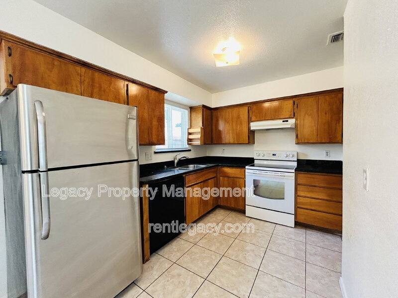 House for rent at 3609 Huntsman Dr, Sacramento, CA 95826