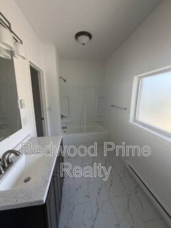 Apartment for rent at 201 Howard Ave, Altoona, PA 16601