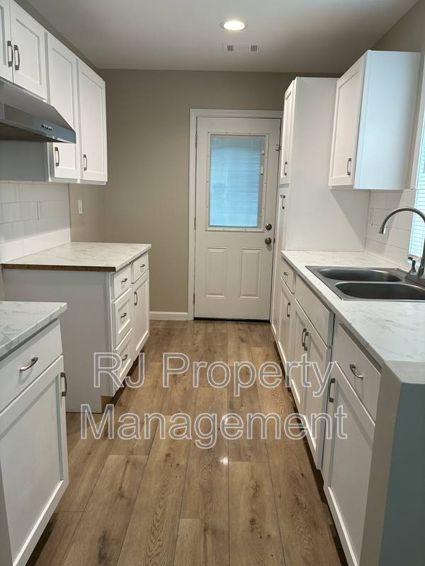 House for rent at 86 W Dempster Ave, Memphis, TN 38109