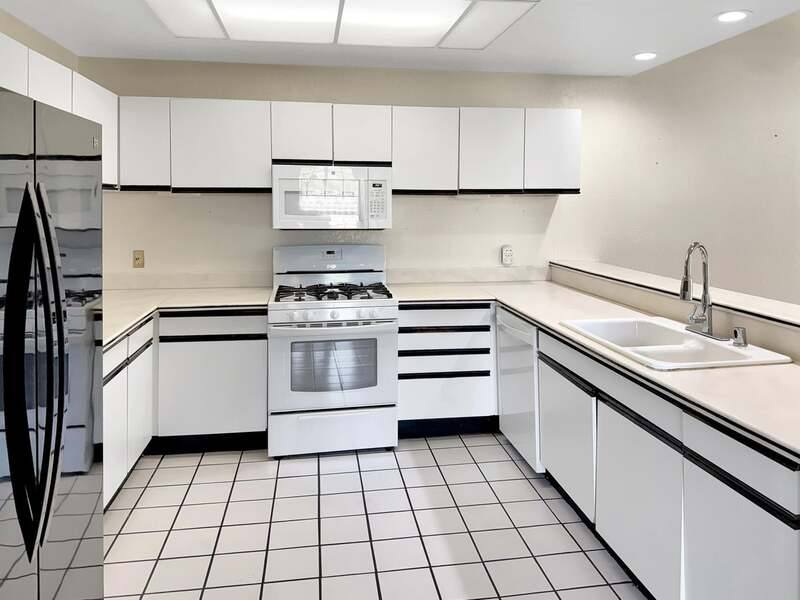 Condo for rent at 2601 S Broadmoor Dr #66, Palm Springs, CA 92264