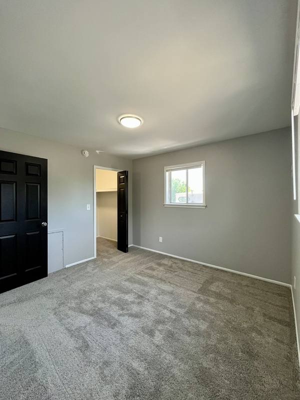 Apartment for rent at 4415 Oakwood Blvd #4, Melvindale, MI 48122