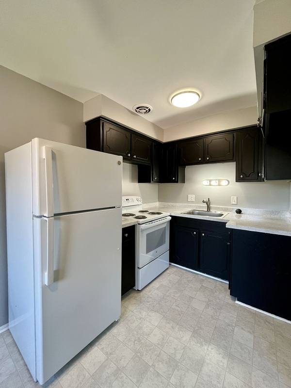Apartment for rent at 4415 Oakwood Blvd #6, Melvindale, MI 48122