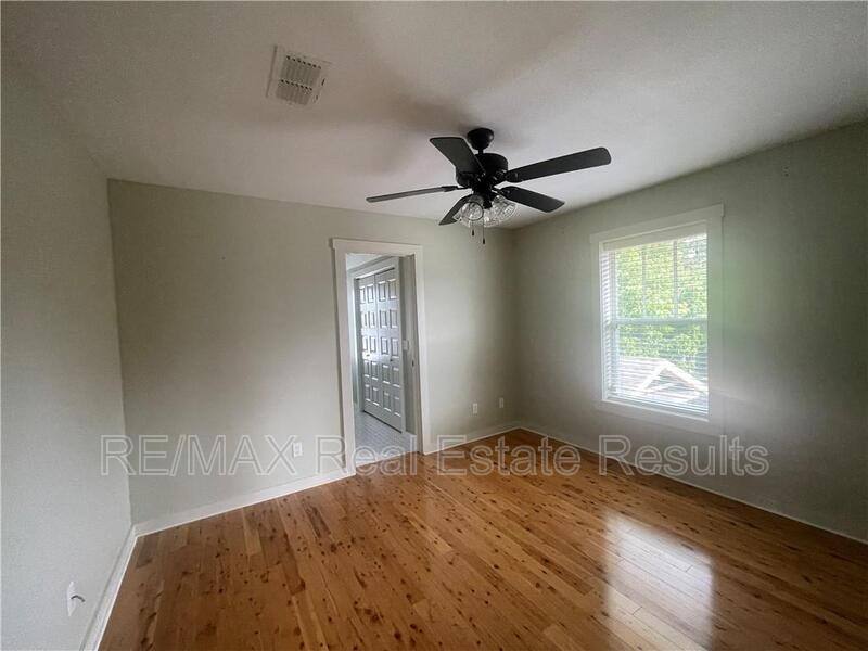 House for rent at 103 SE G Court, Bentonville, AR 72712