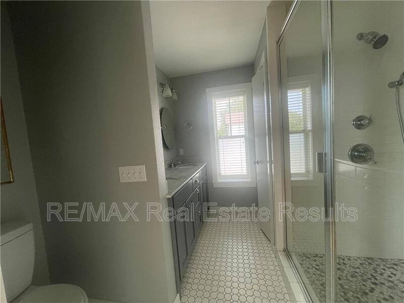 House for rent at 103 SE G Court, Bentonville, AR 72712