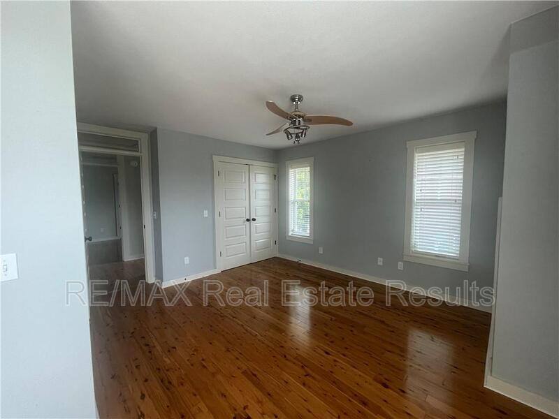 House for rent at 103 SE G Court, Bentonville, AR 72712