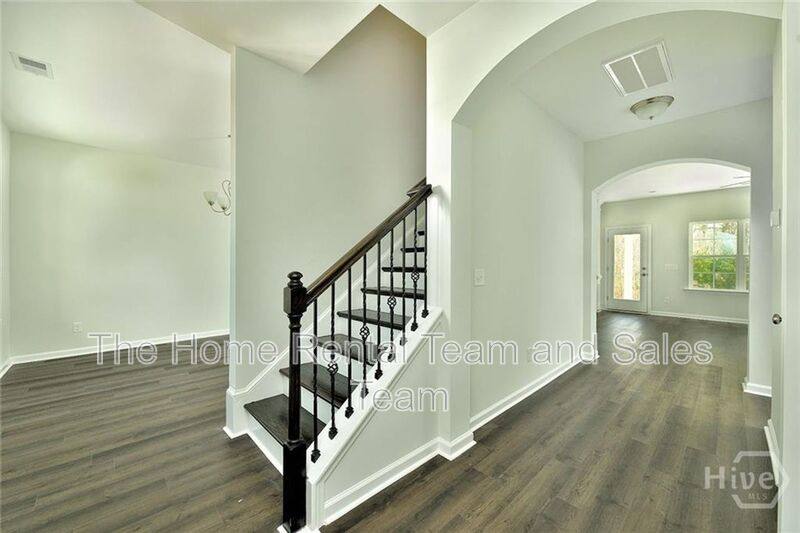 House for rent at 293 McCrady Dr, Richmond Hill, GA 31324