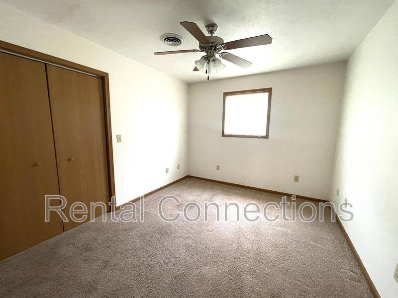 Apartment for rent at 500 E College D5, Energy, IL 62933