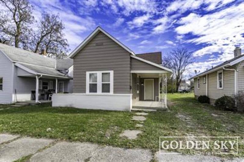 House for rent at 820 S Hackley St, Muncie, IN 47302