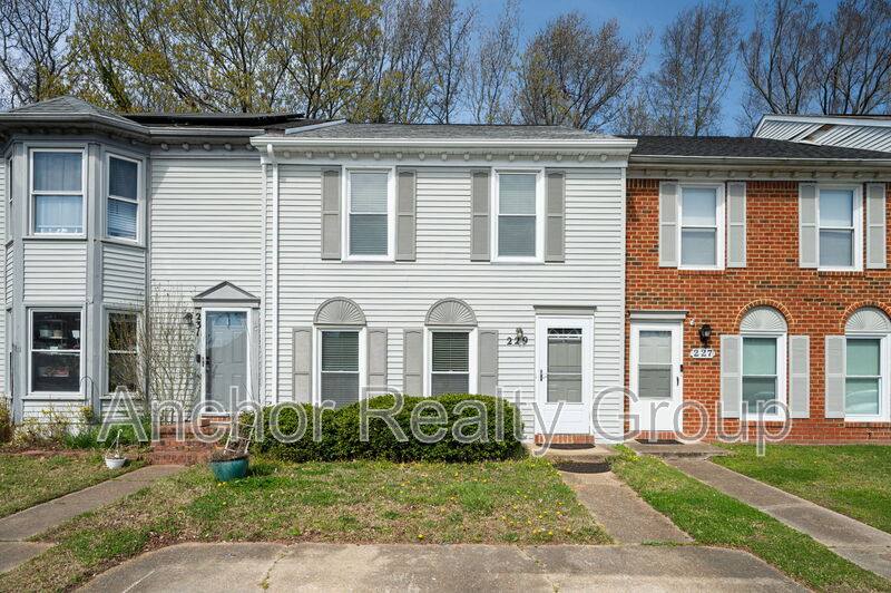 Townhouse for rent at 229 Mannings Lane #1, Virginia Beach, VA 23462