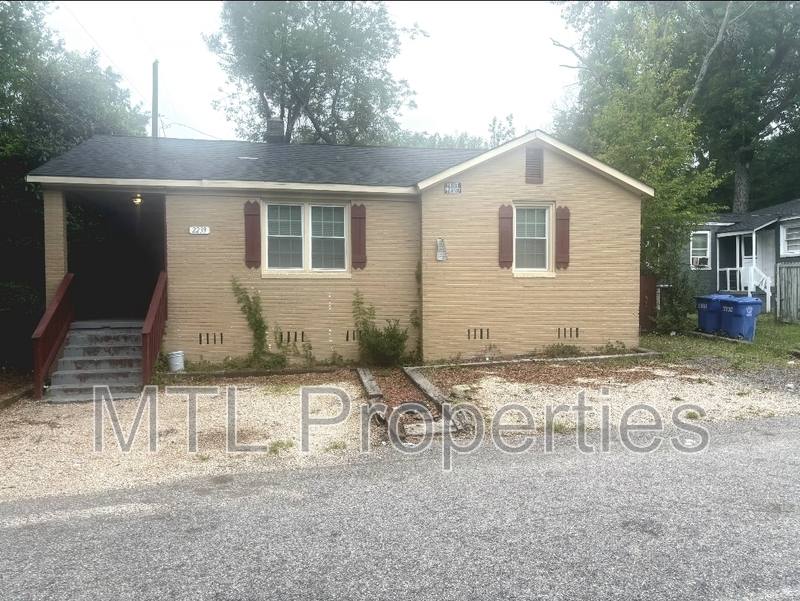 House for rent at 2239 Center St, Columbia, SC 29204