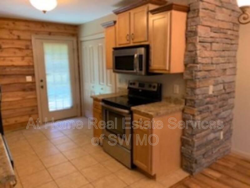 House for rent at 1540 S Rogers, Springfield, MO 65804