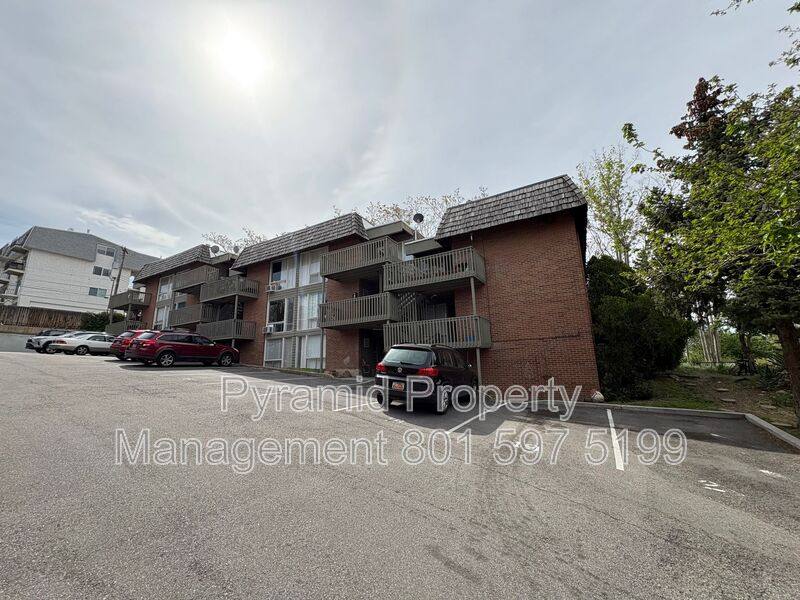 Apartment for rent at 353 S 1100 E, Salt Lake City, UT 84102