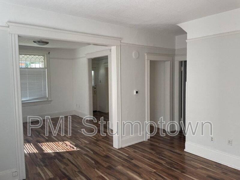 House for rent at 601 S McLoughlin Blvd, Oregon City, OR 97045