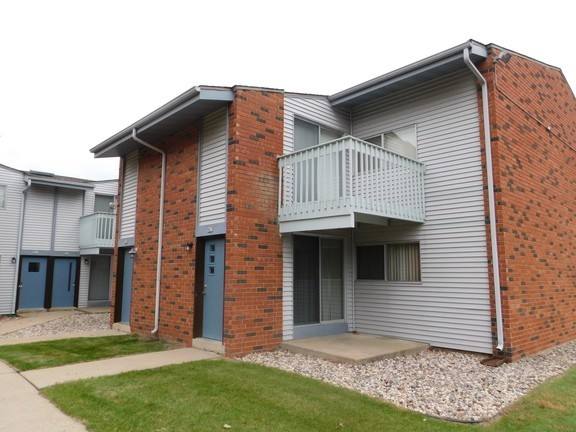 Apartment for rent at 1001-1047 & 921-967 28th St N, Wisconsin Rapids, WI 54494