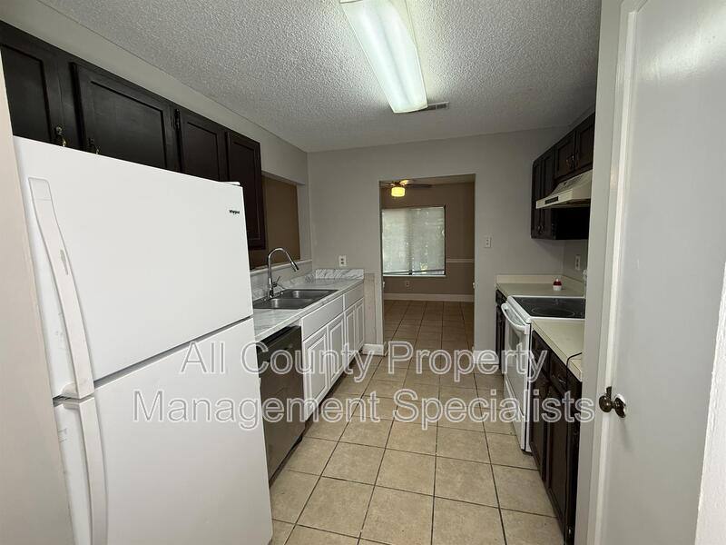 House for rent at 1002 Creekside Way, Columbia, SC 29210