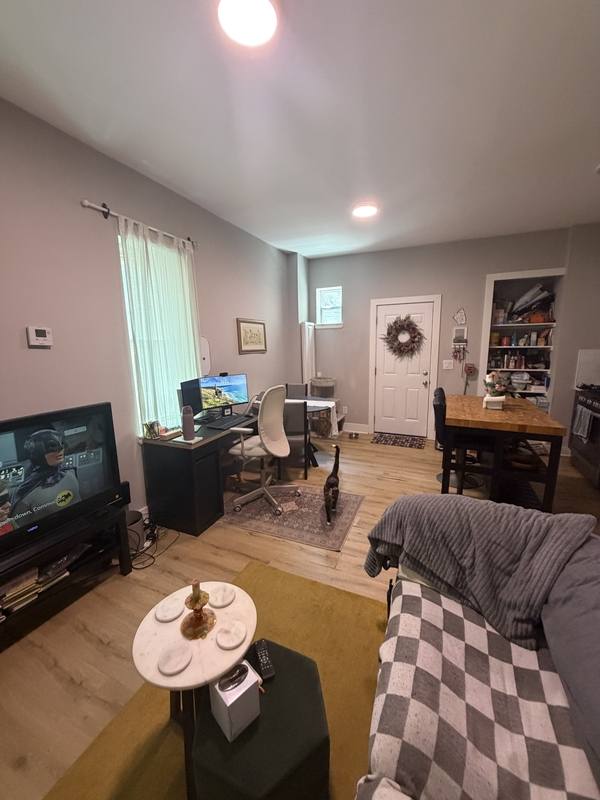 Apartment for rent at 4948 Walnut St #1, Philadelphia, PA 19139