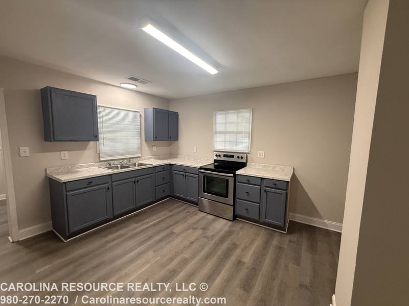 House for rent at 3005 W Blvd, Charlotte, NC 28208