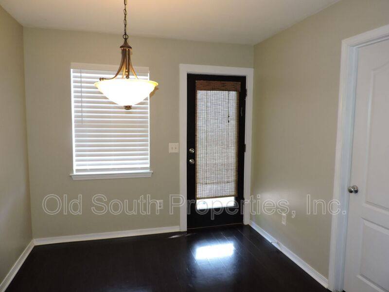 House for rent at 147 Creekview Dr, Pensacola, FL 32503