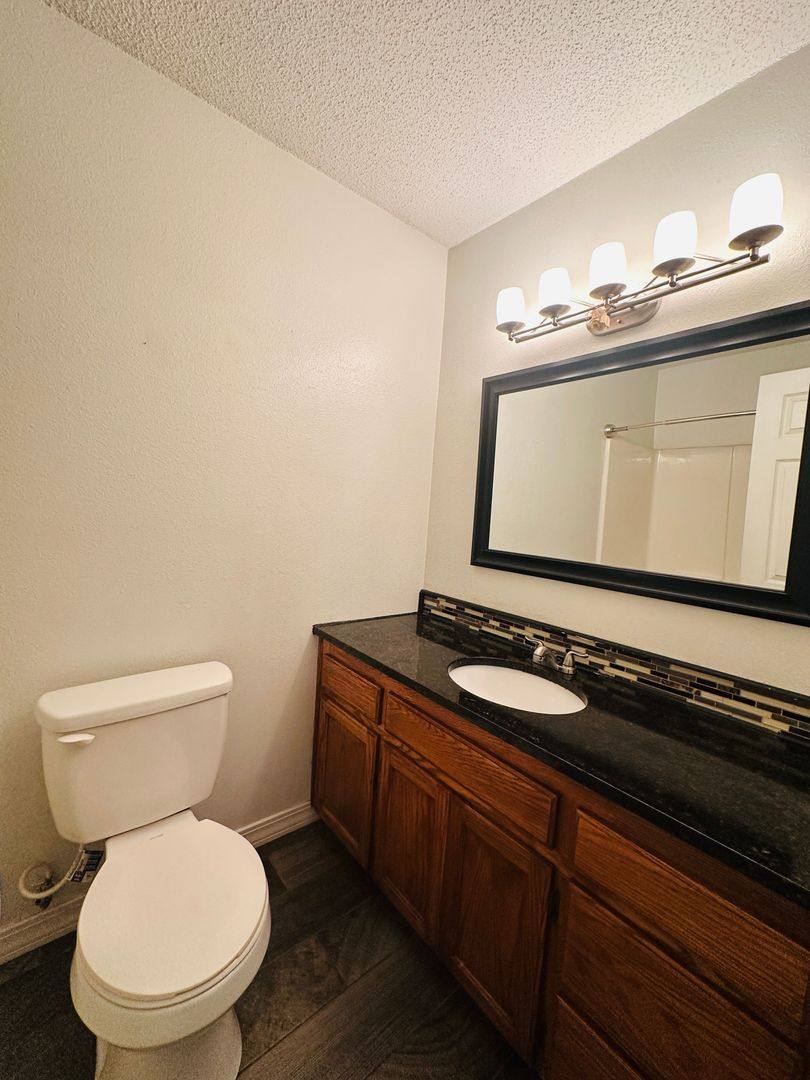 House for rent at 476207 E 1094 Rd, Roland, OK 74954