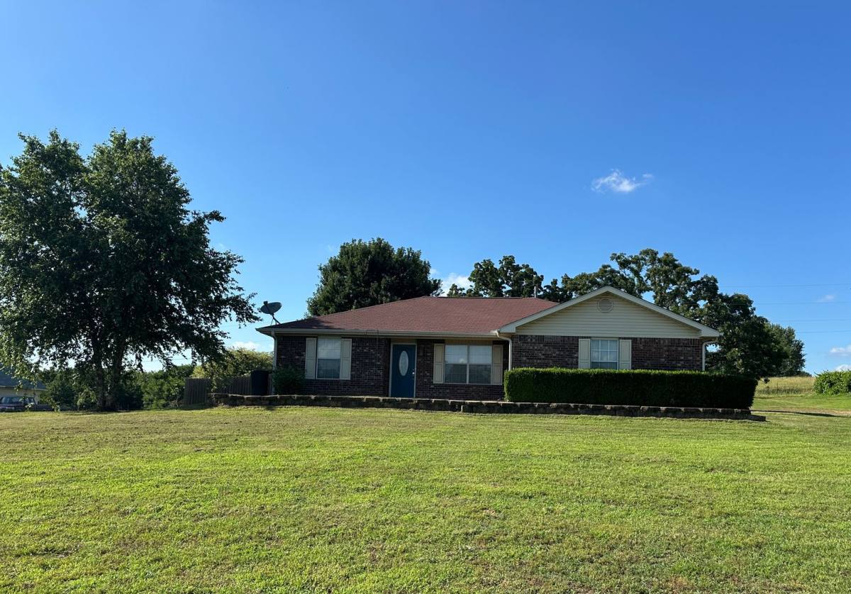 House for rent at 476207 E 1094 Rd, Roland, OK 74954