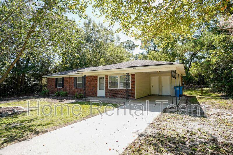 House for rent at 109 14th St, Rincon, GA 31326