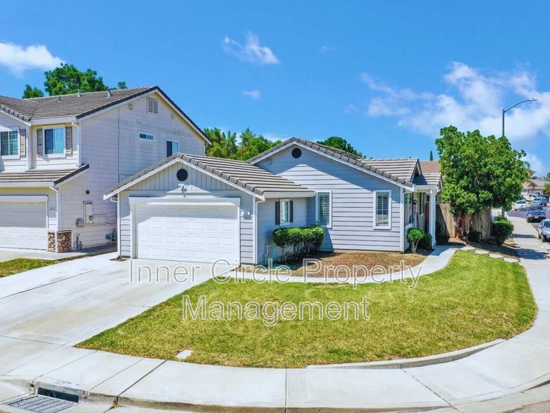House for rent at 253 Creektrail Court, Brentwood, CA 94513