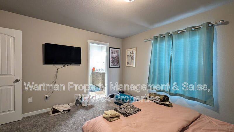 Townhouse for rent at 4628 Wharf Point, Colorado Springs, CO 80911