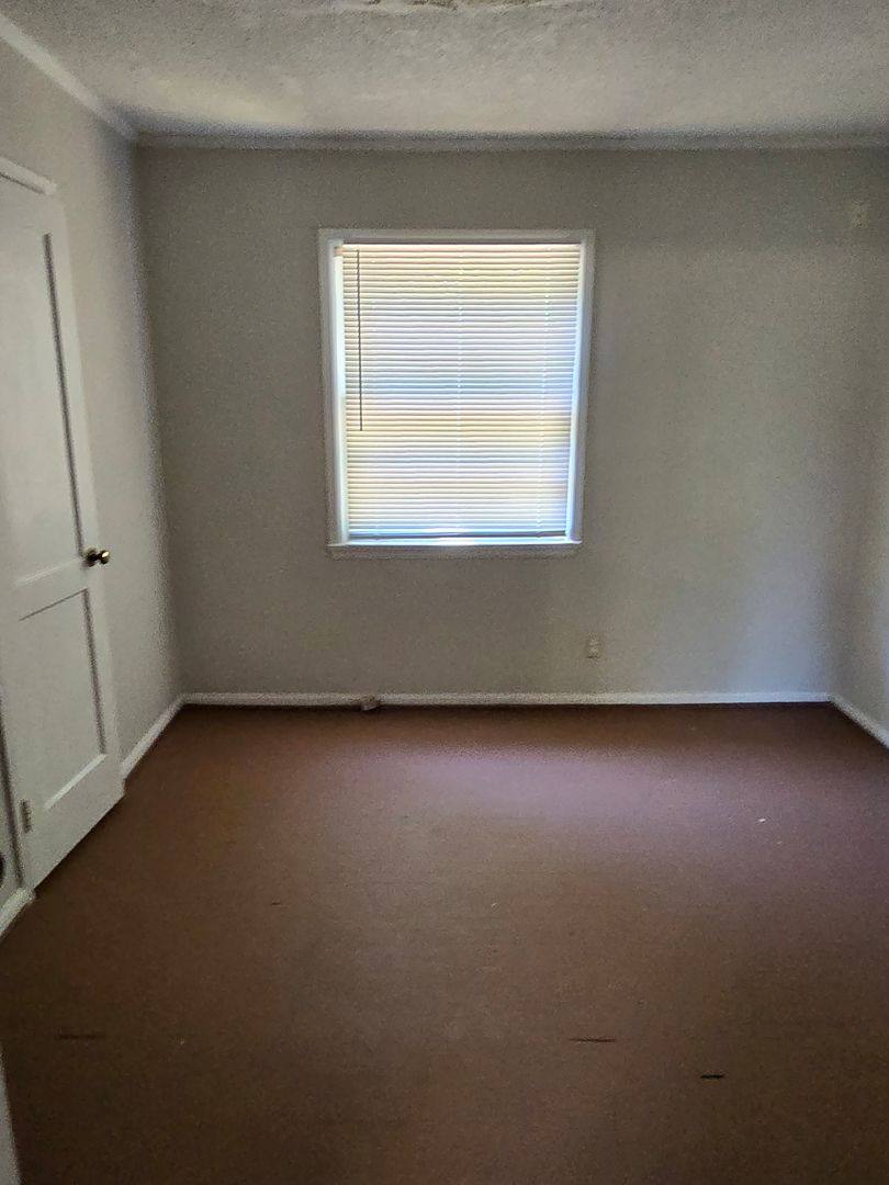 House for rent at 2833 Wesley Dr, Columbia, SC 29204