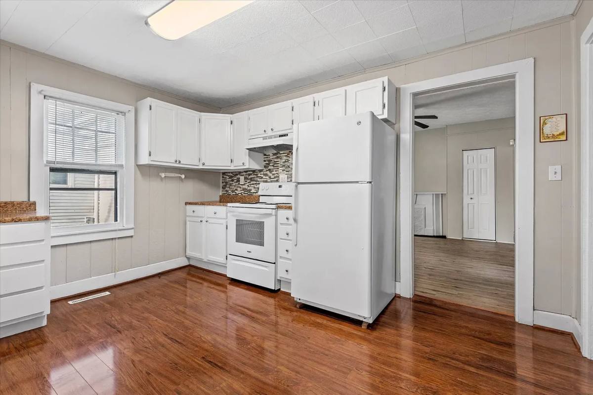 House for rent at 365 5th St, Richmond, KY 40475