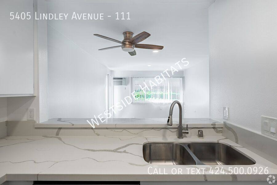Apartment for rent at 5405 Lindley Ave, Tarzana, CA 91356