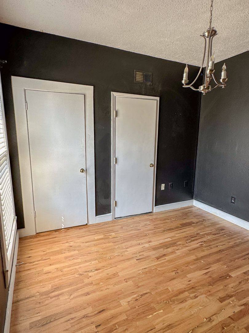 House for rent at 821 S Campbell, Springfield, MO 65806