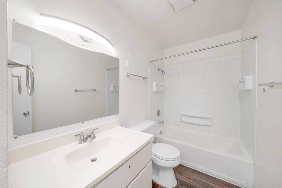 Apartment for rent at 6061 N Fessenden St, Portland, OR 97203