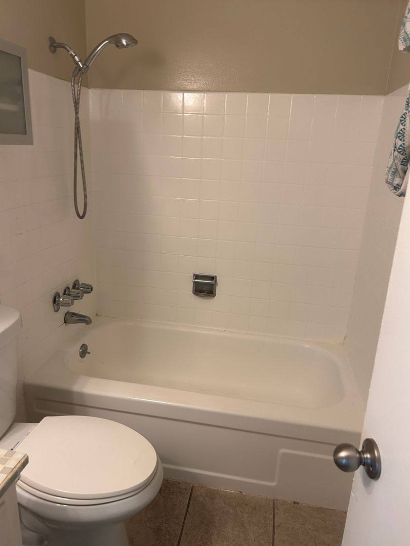 Condo for rent at 5129 Connecticut Dr, Sacramento, CA 95841