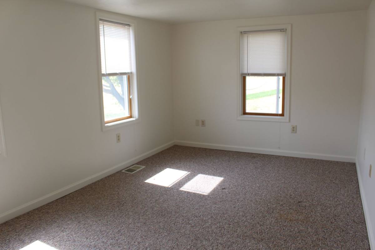 House for rent at 16093 Mellinger Lane, Stewartstown, PA 17363