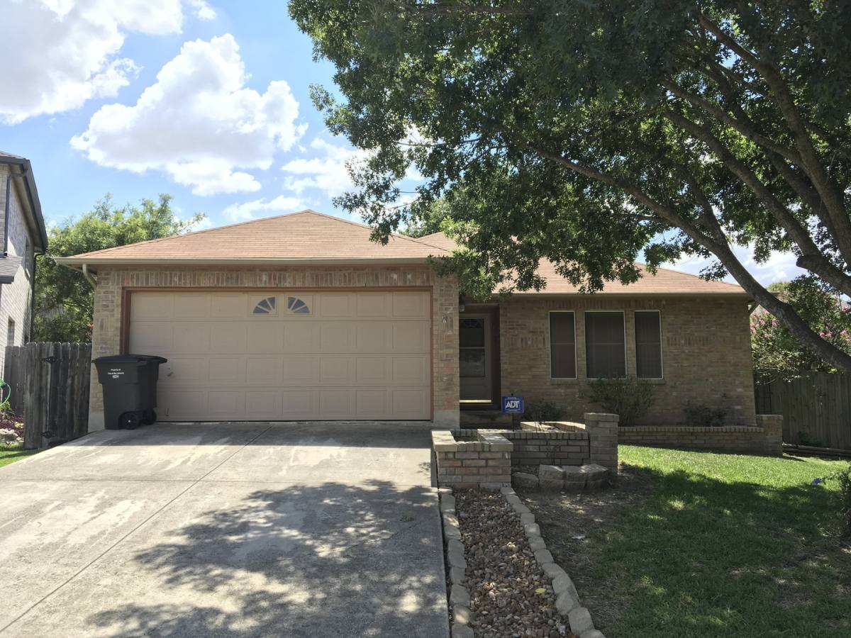 House for rent at 8003 Chestnut Manor Dr, Converse, TX 78109