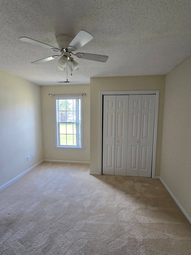 House for rent at 201 Dockside Dr, Jacksonville, NC 28546