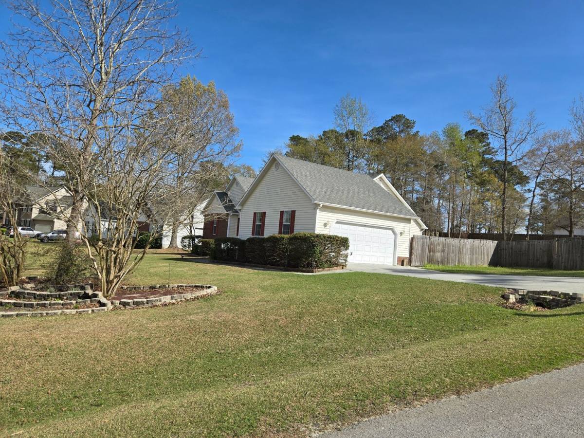 House for rent at 201 Dockside Dr, Jacksonville, NC 28546