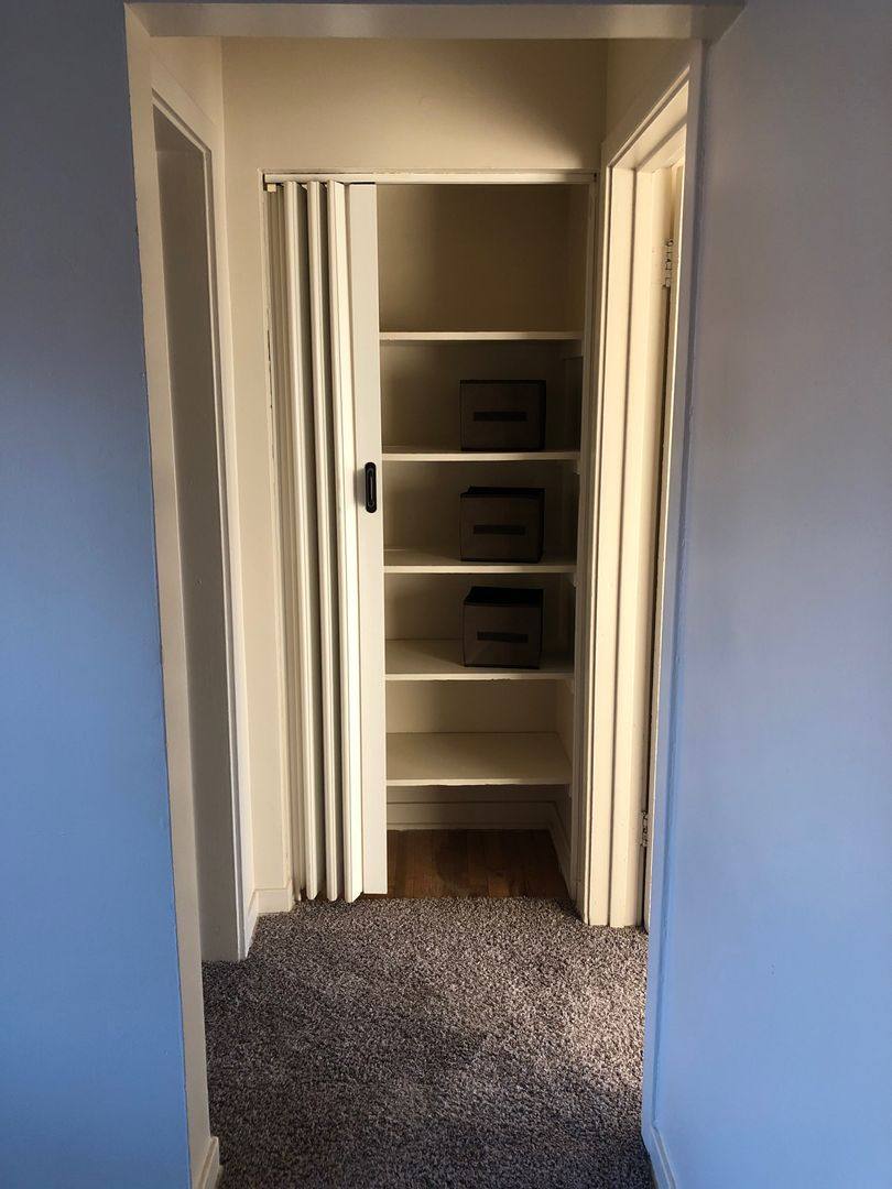 Apartment for rent at 1300-1500 Oakland Rd NE, Cedar Rapids, IA 52402