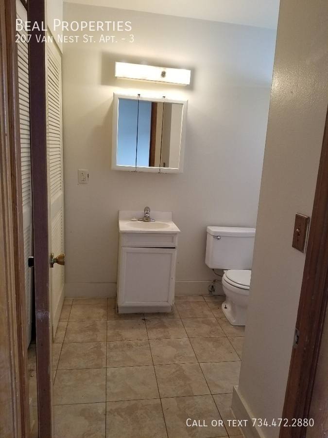 Apartment for rent at 207 Van Nest St #3, Dundee, MI 48131