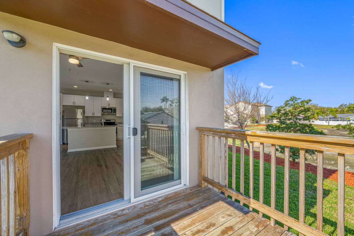 Townhouse for rent at 3301 Whitney Rd, Clearwater, FL 33760